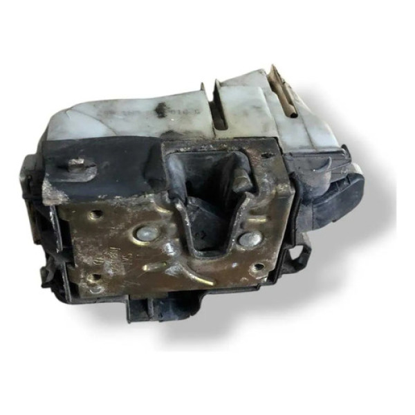 Fechadura Traseira Direita Vw Golf 2.0 1999 Detalhe 400162