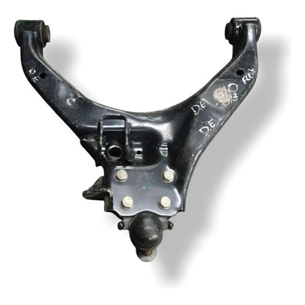 Bandeja Balança  Inferior Dianteira Esquerda S10 2012 2013