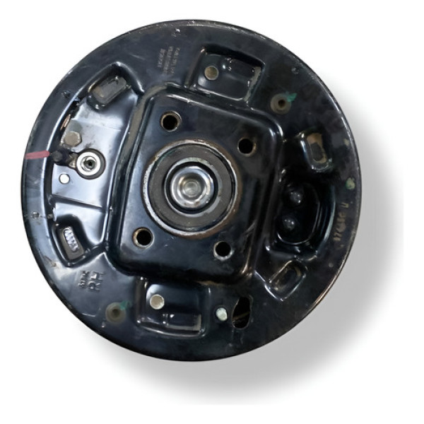 Cubo De Freio Traseiro Esquerdo Toyota Etios 2015 2016