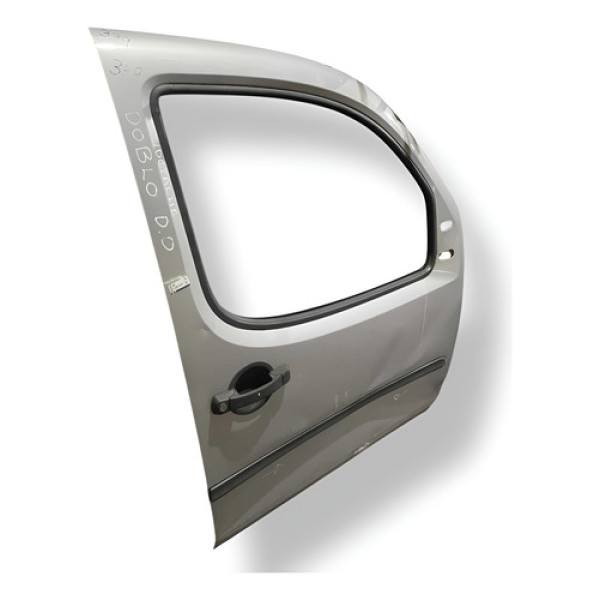 Porta Dianteira Direita Fiat Doblo 2008 2009 Com Detalhe Dianteira Direita Prateado
