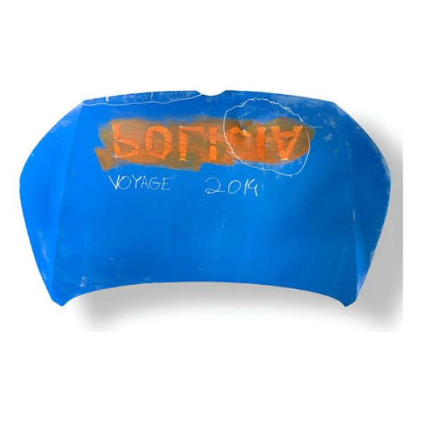 Capô Volkswagen  Voyage 2014 2015 2016 2017 2018  Detalhe