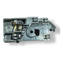 Maçaneta Interna Dianteira Esquerda Chevrolet S10 2014 2015 Prateado Dianteira