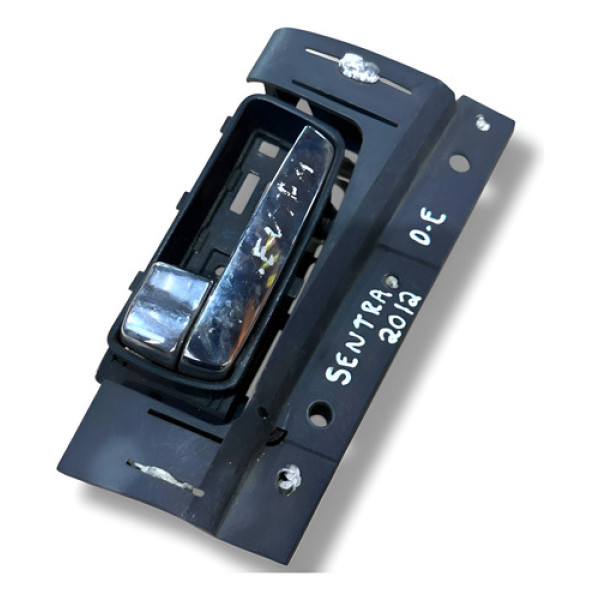 Maçaneta Interna Dianteira Esquerda Nissan Sentra 2012 Preto Dianteira