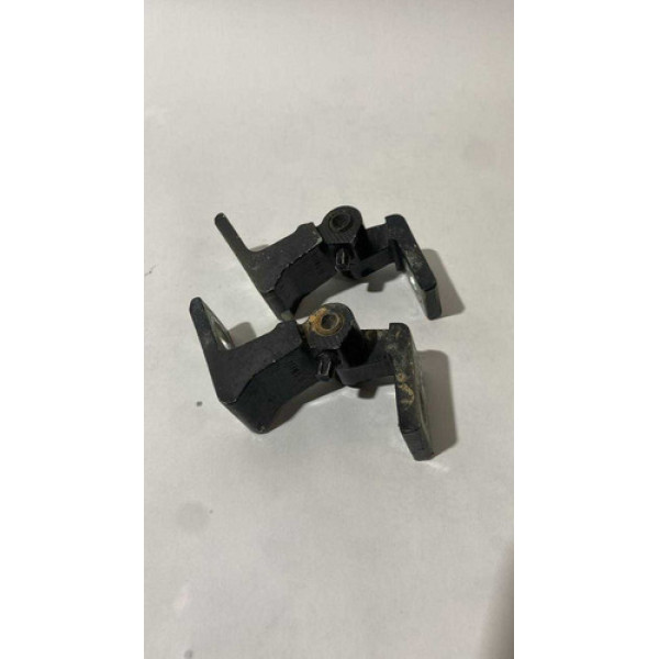 Par Dobradiça Porta Dianteira Esquerda Gol Voyage 2010/2017