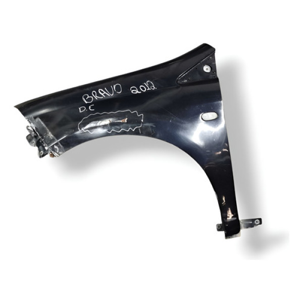 Paralama Esquerdo  Fiat Bravo 2012 2013 2014 2015 Detalhe