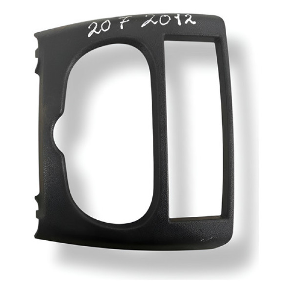 Moldura Painel Central Peugeot 207 2010 A 2012 9683131377