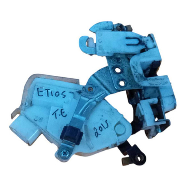 Fechadura Porta Traseira Esquerda Toyota Etios 2015/2016