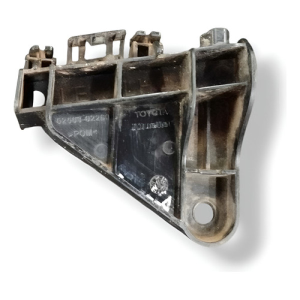 Guia Parachoque Traseiro Esquerdo Toyota Corolla 18 52563022