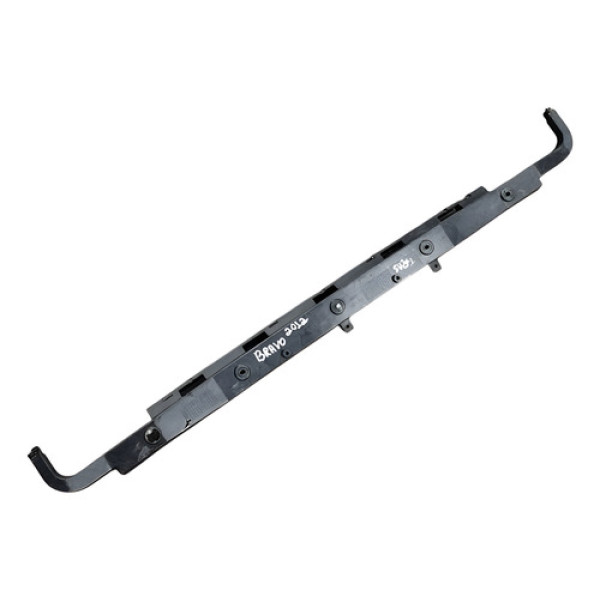Guia Parachoque Traseiro  Fiat Bravo  2012 2013 51775458