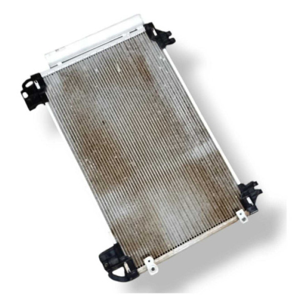 Condensador Toyota Yaris Sedan 1.5 2023 2024  2025 2026