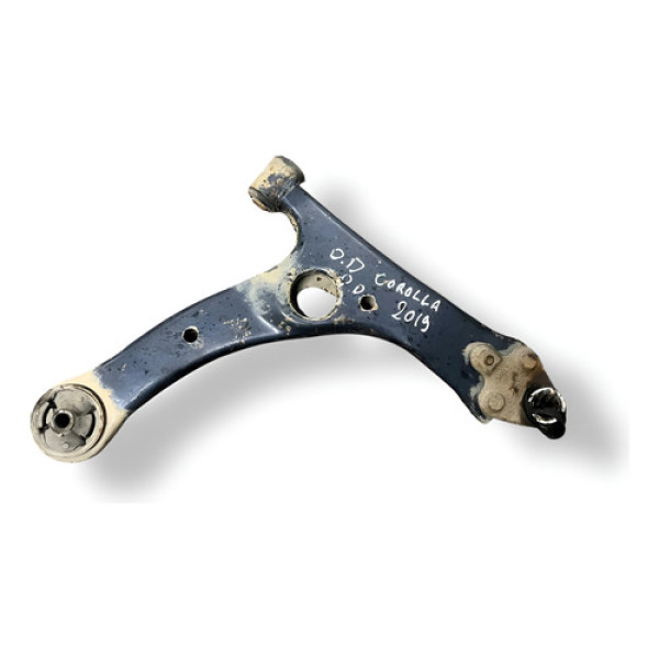 Balança Suspensão Dianteiro Direito Toyota Corolla 2019