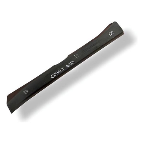 Soleira Dianteira Direita Chevrolet Cobalt 2015 94770936 Preto