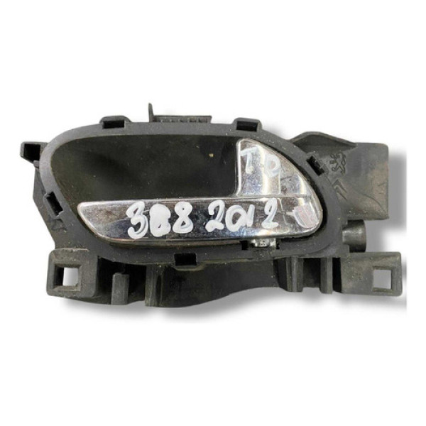 Maçaneta Interna Traseira Direit Peugeot 308 2012 9685950277 1 Traseira
