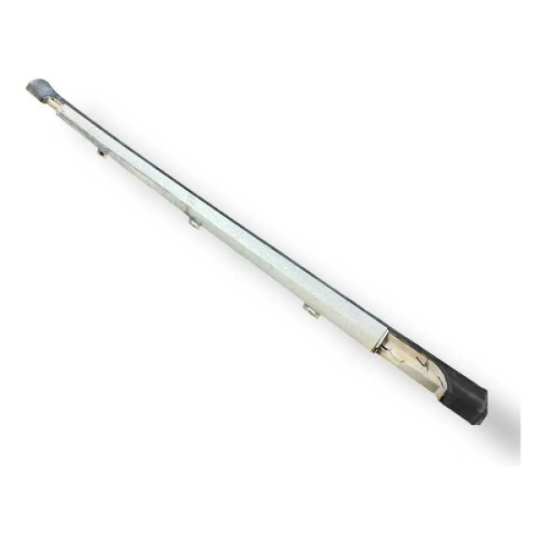 Spoiler Lateral Lado Direito Volkswagen Saveiro Cross 2011 Prateado