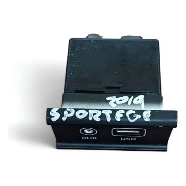 Entrada Usb E Aux Kia Sportage 2019 96120c5100 Original - Preto
