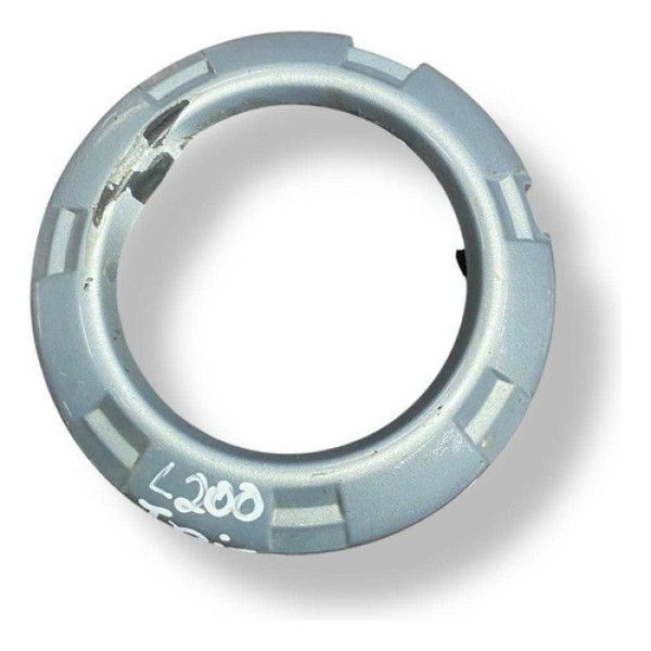 Moldura Aro Farol Milha Esquerdo L200 2010 2011 6400c917zz Prateado Esquerdo