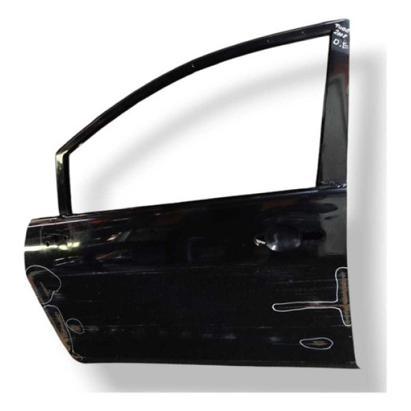 Porta Dianteira Esquerda Nissan Tiida 1.8s 2008/12 Detalhes Dianteira Esquerda Preto