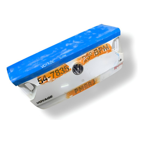 Tampa Traseira Sem Fechadura Volkswagen Voyage  2014 Detalhe Branco