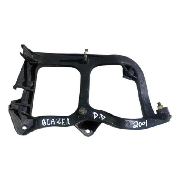 Suporte Farol Dianteiro Direito Chevrolet Blazer 4.3 1997/01