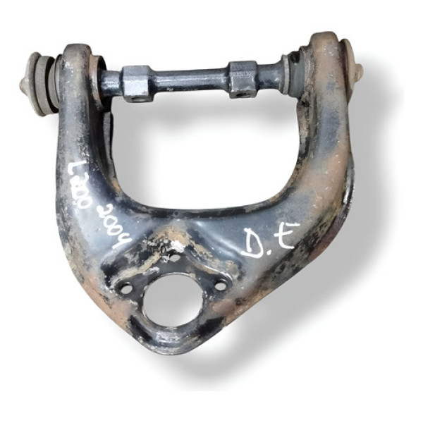 Bandeja Balança  Superior Esquerda Mitsubishi L200 2004 2005