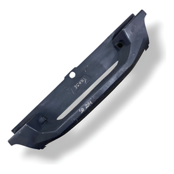 Moldura Central Parachoque Traseiro Chevrolet S10 52068675
