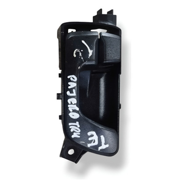 Maçaneta Interna Traseira Esquerda Pajero Tr4 2011 Mr383471 - Preto - Traseira