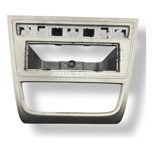 Moldura Painel Central Volkswagen Voyage 2013 5u0858061a