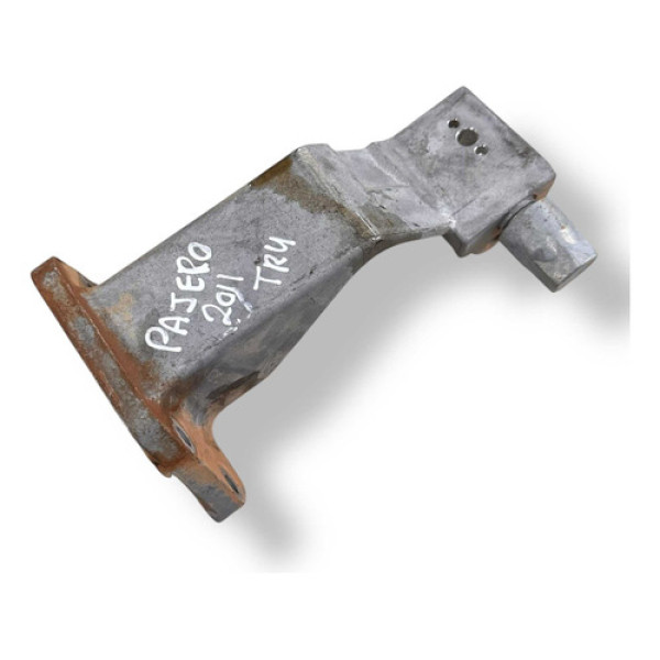 Coxim Inferior Suporte Do Radiador Mitsubishi Pajero 2011   