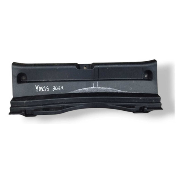 Acabamento Soleira Porta Malas Toyota Yaris 25 583870d240