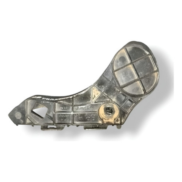 Guia Parachoque Traseiro Direito Etios 2016 2017 525750d120