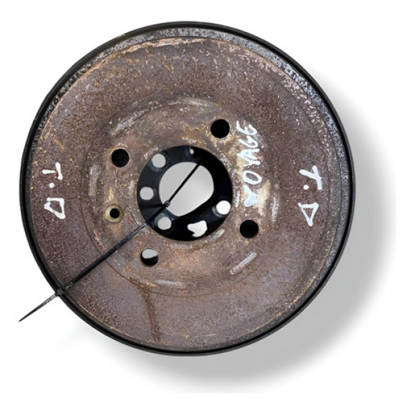 Cubo De Roda Traseiro Direito Volkswagen Voyage 2014 A 2016