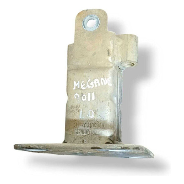 Suporte Alma Parachoque Lado Dir Megane 2.0 2010 8200011107