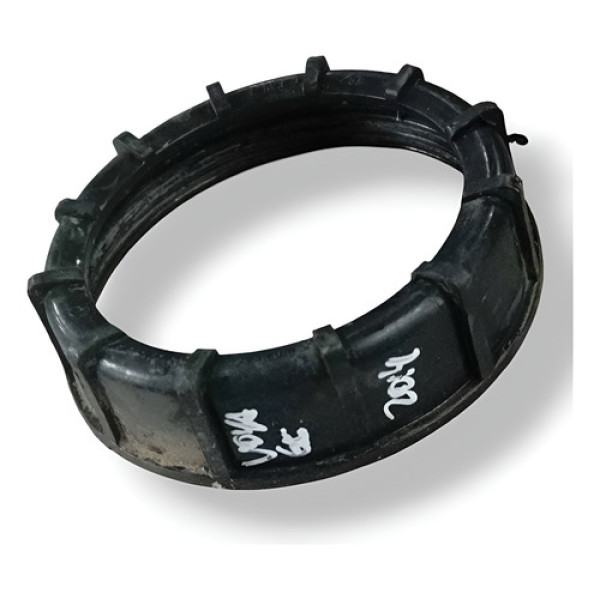 Porca Trava Bomba Combustivel Vw Voyage 2014 321201375a Preto