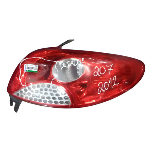 Lanterna Direito Peugeot 2007  9677912180 Detalhe Direito/passageiro Água