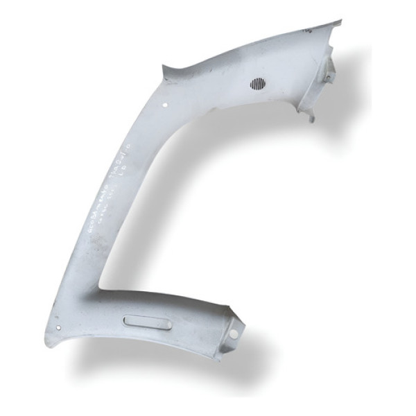 Acabamento Traseiro Direito Chevrolet Corsa 2001 93242442