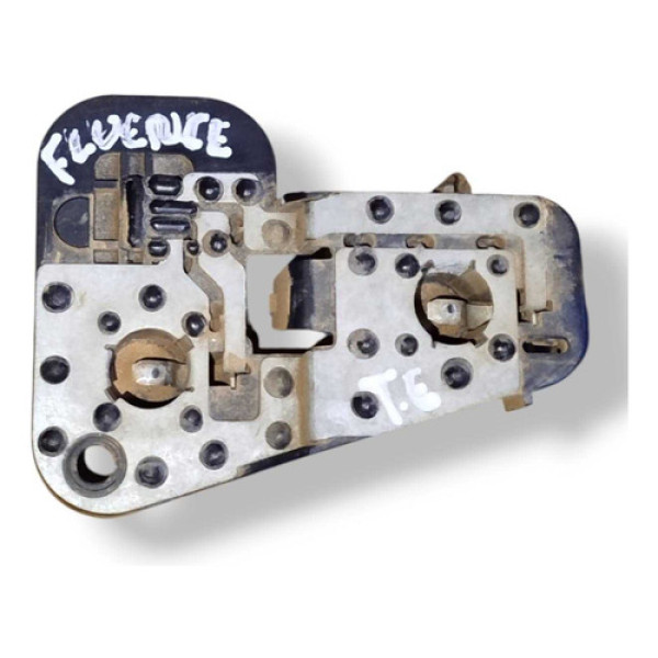 Circuito Soquete Lanterna Tampa Esquerda Fluence 2013 2014 Esquerdo/motorista Vermelho