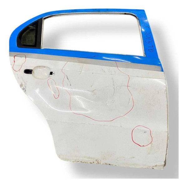 Porta Traseira Direita Volkswagen Voyage 2013 2014 Detalhe Traseira Direita Branco