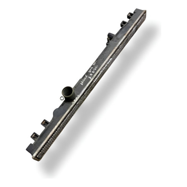 Caixa Radiador Inferior Toyota Hilux 3.0 2015 Aut. Diesel Preto