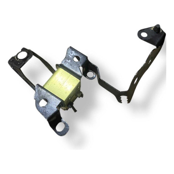 Suporte Válvula Equalizadora Freio  Renault Clio Sedan 2005 Prateado