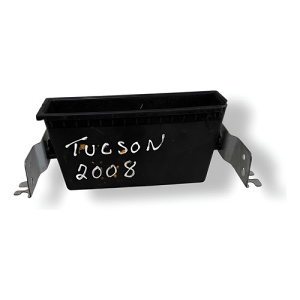 Porta Objeto Painel Central  Hyundai  Tucson 2.0  2008  Preto