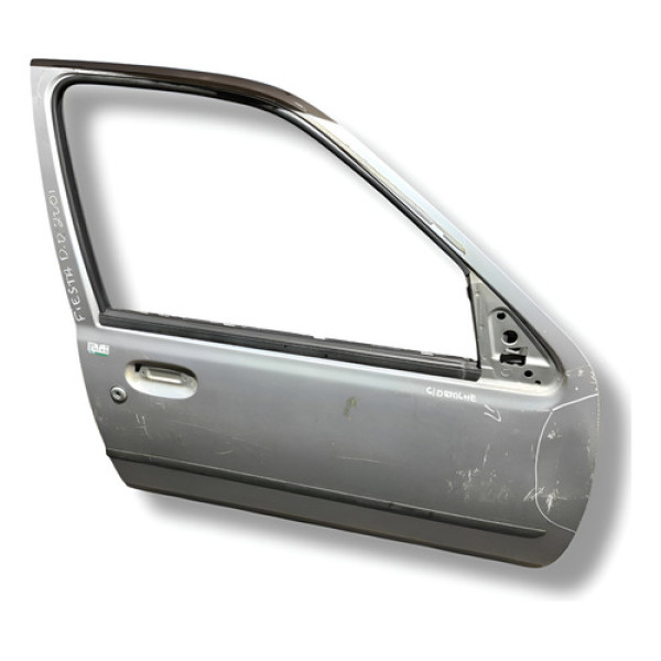 Porta Dianteira Direita C/detalhe Ford Fiesta 2001  Dianteira Direito Prata