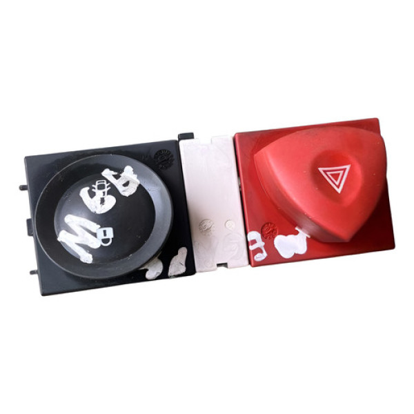 Botão Interruptor Pisca Alerta Trava Megane 08 12 8200407415 Preto