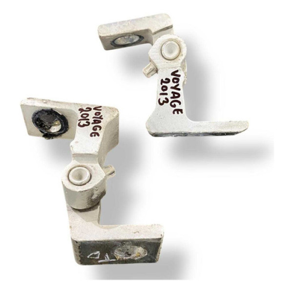 Par Dobradiça Taseira Direita Voyage 1.6 2013/16 5n0831402br