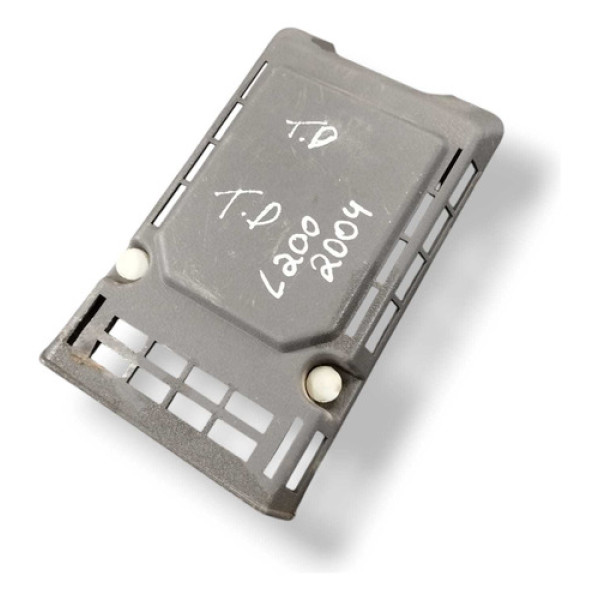 Acabamento Inferior Cinto Tras Dir L200 2004 2005 Mr732131