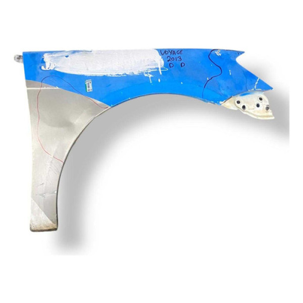 Paralama Lado  Direito Volkswagen Voyage 2013 2014 Detalhe