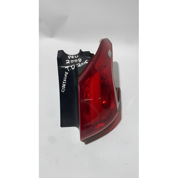 Faróis Traseira Direita C/detalhe Peugeot 2008 16 L90050955 Direito Vermelho