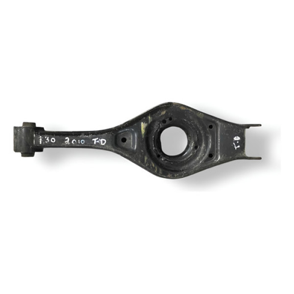 Bandeja Balança Traseira Direita Hyundai I30 2010 A 2012