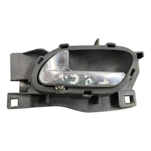 Maçaneta Interna Traseira Esquerda Citroen C3 2013 Traseira