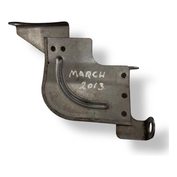 Suporte Protetor Sensor Motor Nissan March 2013 2014 2015