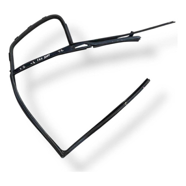 Canaleta Porta Traseira Esquerda  Volkswagen Fox 2007 2008